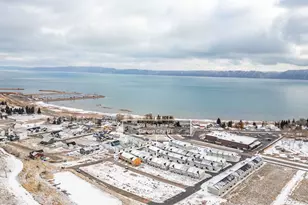 559 N Blue Lake St, Garden City, UT 84028 - Photo 35