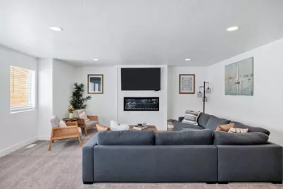 559 N Blue Lake St, Garden City, UT 84028 - Photo 9