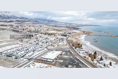 559 N Blue Lake St, Garden City, UT 84028 - Photo 39