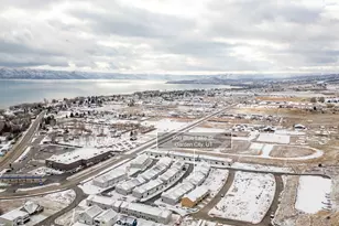 559 N Blue Lake St, Garden City, UT 84028 - Photo 27