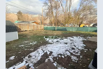 886 Wood St, Ogden, UT 84404 - Photo 25