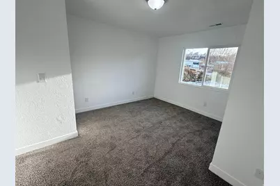 886 Wood St, Ogden, UT 84404 - Photo 17