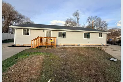 886 Wood St, Ogden, UT 84404 - Photo 3