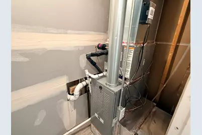 886 Wood St, Ogden, UT 84404 - Photo 9