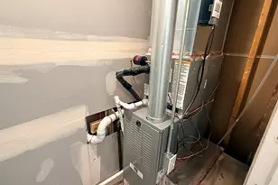 886 Wood St, Ogden, UT 84404 - Photo 9