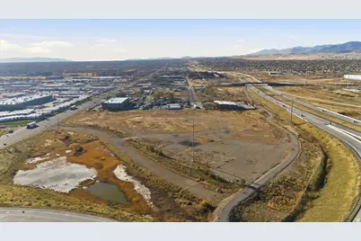 2221 S Lester St, West Valley, UT 84128 - Photo 9