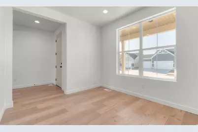 1546 N 3150 W, Provo, UT 84601 - Photo 5