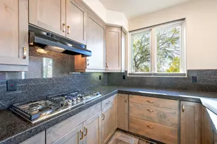 2255 N Tuweap Dr, Saint George, UT 84770 - Photo 17