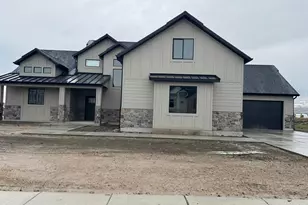 2524 W 2950 N, Farr West, UT 84404 - Photo 3