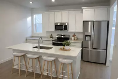 921 S Mathilda Dr #261, Saratoga Springs, UT 84045 - Photo 3