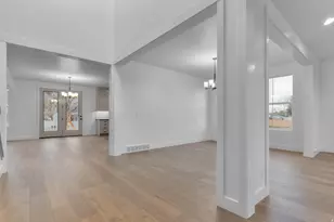 1104 N 430 E, Orem, UT 84097 - Photo 7