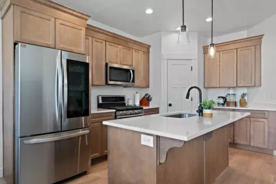 2005 N 4260 W, Lehi, UT 84043 - Photo 9