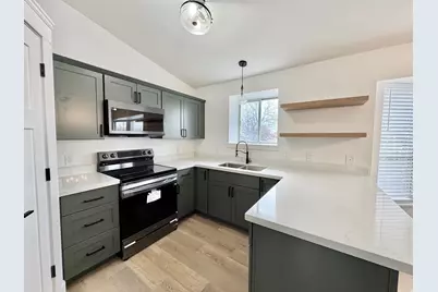 2085 W 3800 S, West Valley, UT 84119 - Photo 3