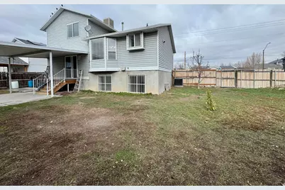 2085 W 3800 S, West Valley, UT 84119 - Photo 15