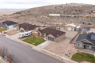 2101 E Ravine Rd, Enoch, UT 84721 - Photo 1