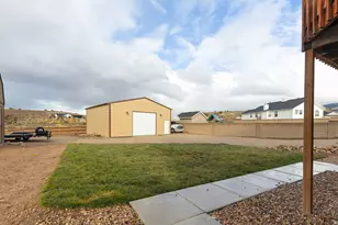 2101 E Ravine Rd, Enoch, UT 84721 - Photo 25