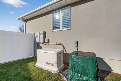 731 S 3050 W, Syracuse, UT 84075 - Photo 45