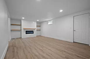 1973 S Davis Blvd, Bountiful, UT 84010 - Photo 19