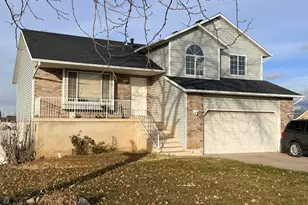 3298 W 2300 N, Clinton, UT 84015 - Photo 1