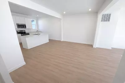 877 S Mathilda Dr #248, Saratoga Springs, UT 84045 - Photo 3