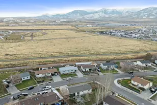 7454 W Miriam Way S, Magna, UT 84044 - Photo 33