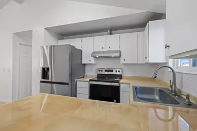 7454 W Miriam Way S, Magna, UT 84044 - Photo 9