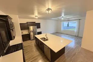 8626 N Lakeshore Dr, Lake Point, UT 84074 - Photo 7