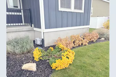 8626 N Lakeshore Dr, Lake Point, UT 84074 - Photo 37