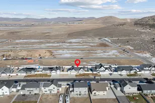 2255 E Emerald Ave, Eagle Mountain, UT 84005 - Photo 39