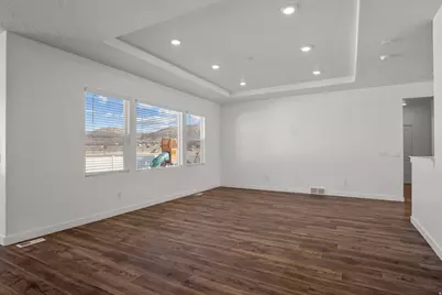 2255 E Emerald Ave, Eagle Mountain, UT 84005 - Photo 7