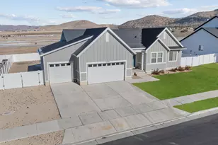 2255 E Emerald Ave, Eagle Mountain, UT 84005 - Photo 35