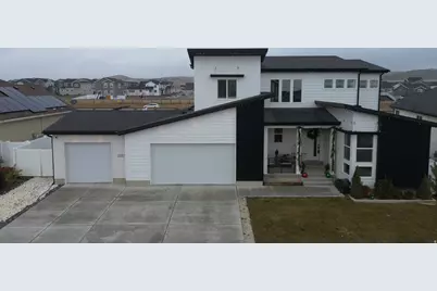 1645 E Greenley Hill Dr, Eagle Mountain, UT 84005 - Photo 1