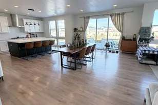 1645 E Greenley Hill Dr, Eagle Mountain, UT 84005 - Photo 31