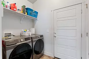 7559 N Silver Park Dr, Eagle Mountain, UT 84005 - Photo 11