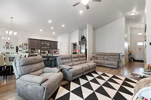 7559 N Silver Park Dr, Eagle Mountain, UT 84005 - Photo 5