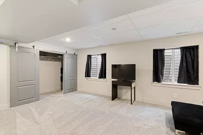 7559 N Silver Park Dr, Eagle Mountain, UT 84005 - Photo 25