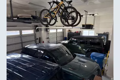 3075 E Creek Rd E, Cottonwood Heights, UT 84093 - Photo 5