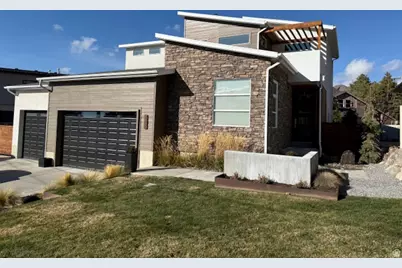 3075 E Creek Rd E, Cottonwood Heights, UT 84093 - Photo 1