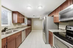 2569 E Canterbury Ln, Cottonwood Heights, UT 84121 - Photo 15