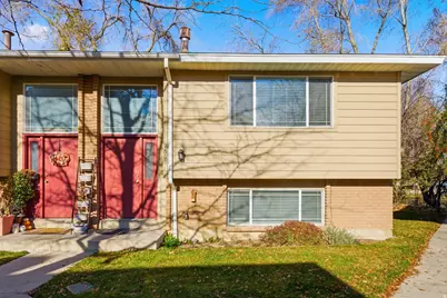 2569 E Canterbury Ln, Cottonwood Heights, UT 84121 - Photo 3