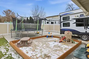 1154 W 2600 N, Clinton, UT 84015 - Photo 31