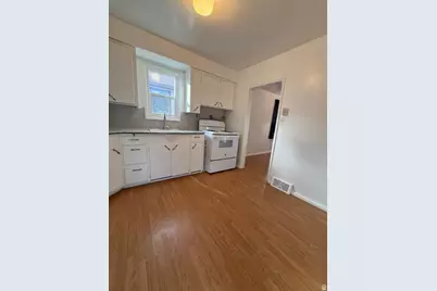 279 Hill St, Helper, UT 84526 - Photo 33