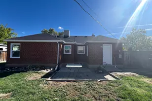 492 S 400 W, Orem, UT 84058 - Photo 13