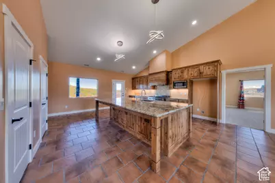 429 E Pioneer Bnd, Monticello, UT 84535 - Photo 1