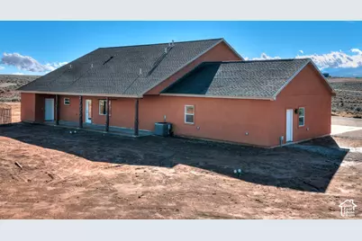 429 E Pioneer Bnd, Monticello, UT 84535 - Photo 11