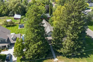 291 N Main St, Hyde Park, UT 84318 - Photo 33