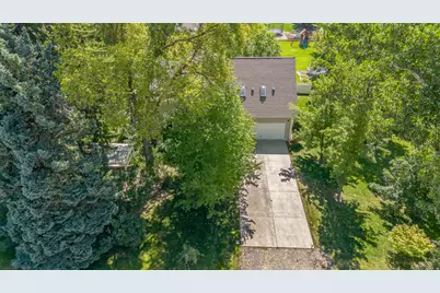 291 N Main St, Hyde Park, UT 84318 - Photo 35