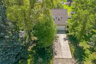 291 N Main St, Hyde Park, UT 84318 - Photo 35