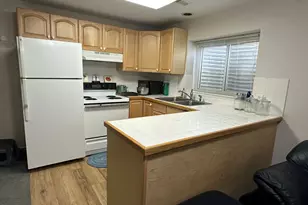 922 N 550 E, Orem, UT 84097 - Photo 15