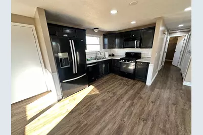 1230 S Birch Ave W, Roosevelt, UT 84066 - Photo 7